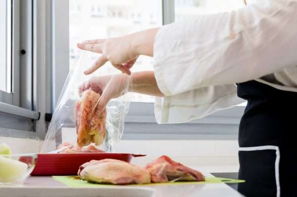 Se puede envasar al vacío comida hecha